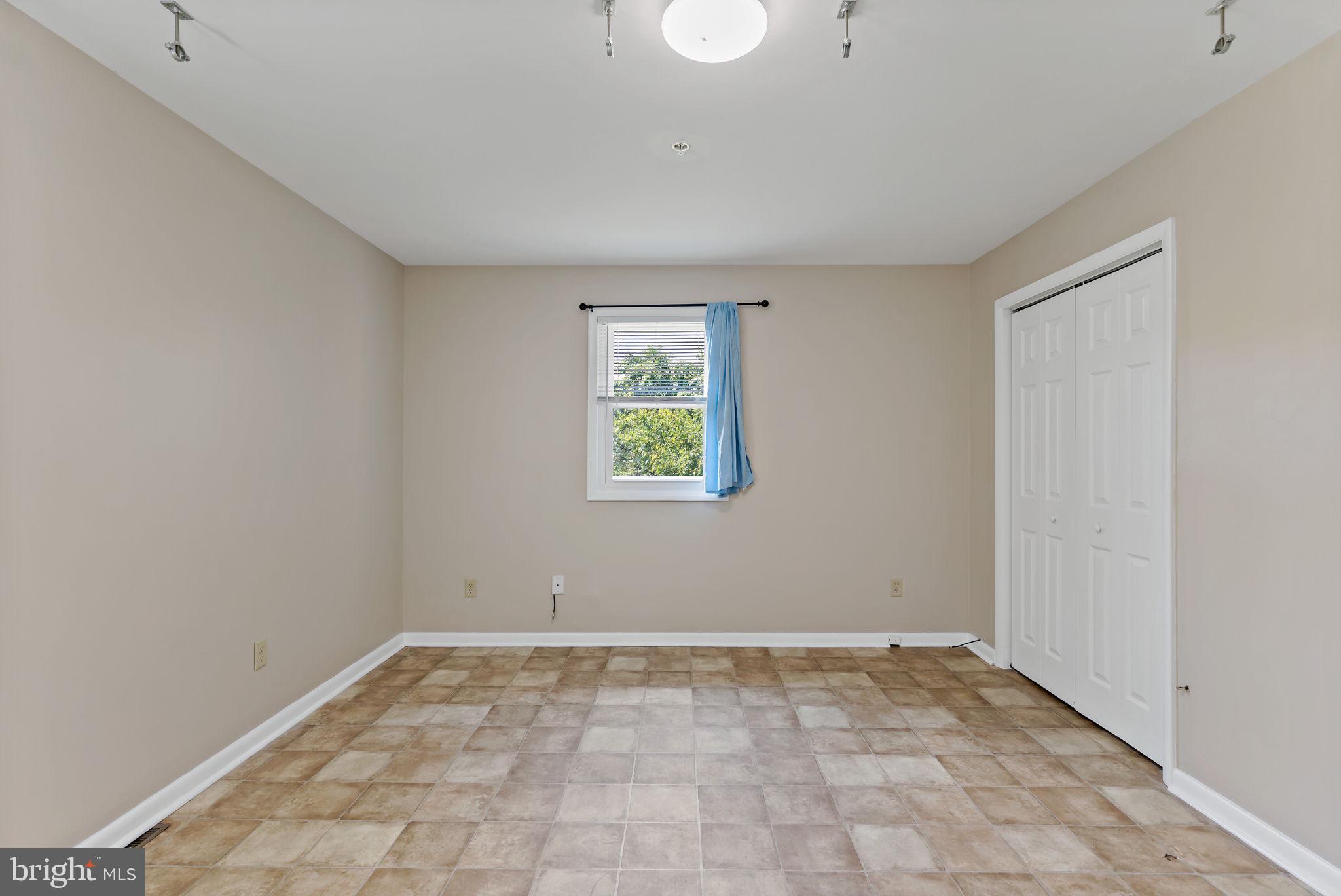 432 Regency Drive Falling Waters, WV 25419 - Photo 31 of 40