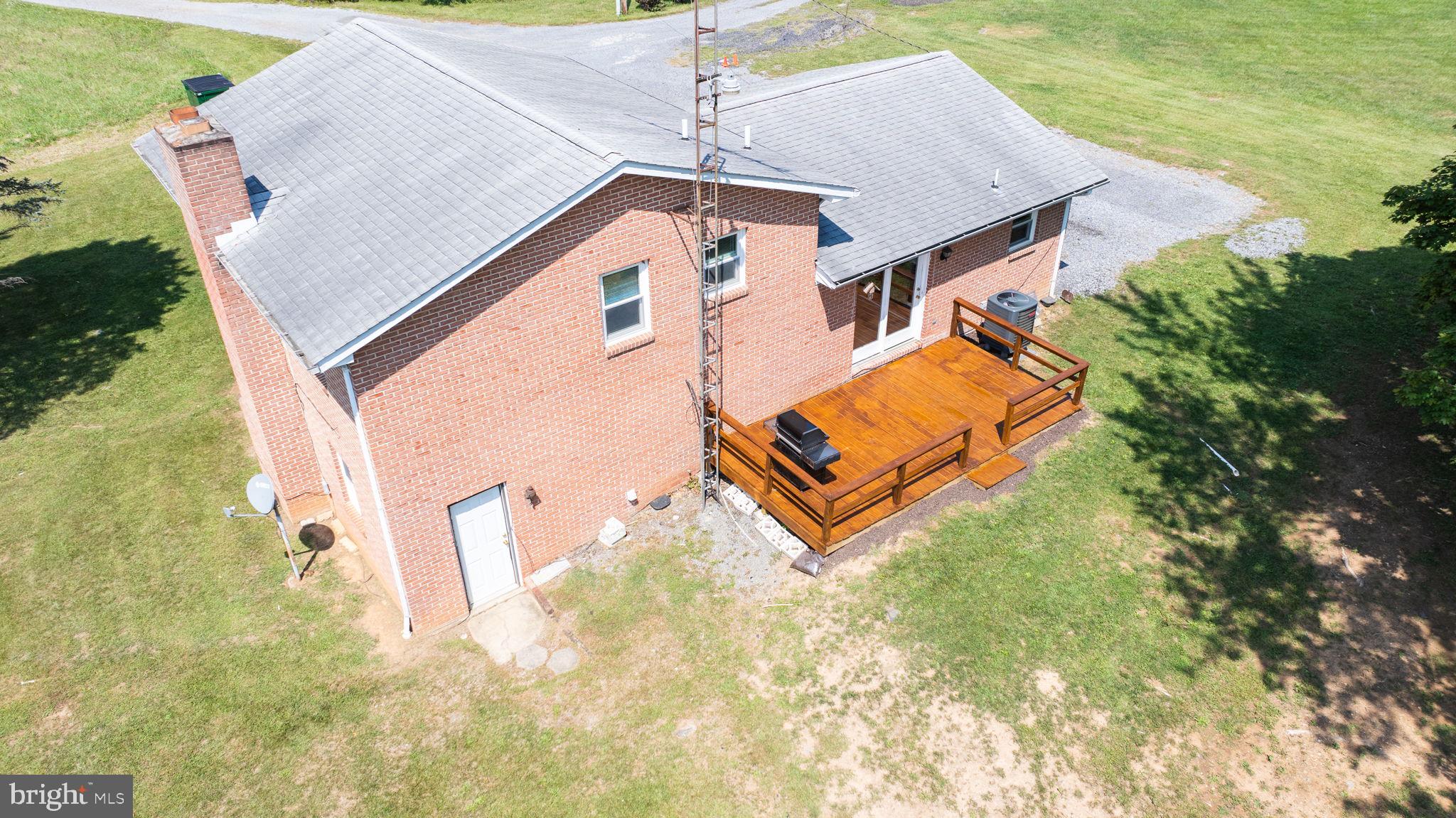 432 Regency Drive Falling Waters, WV 25419 - Photo 6 of 40