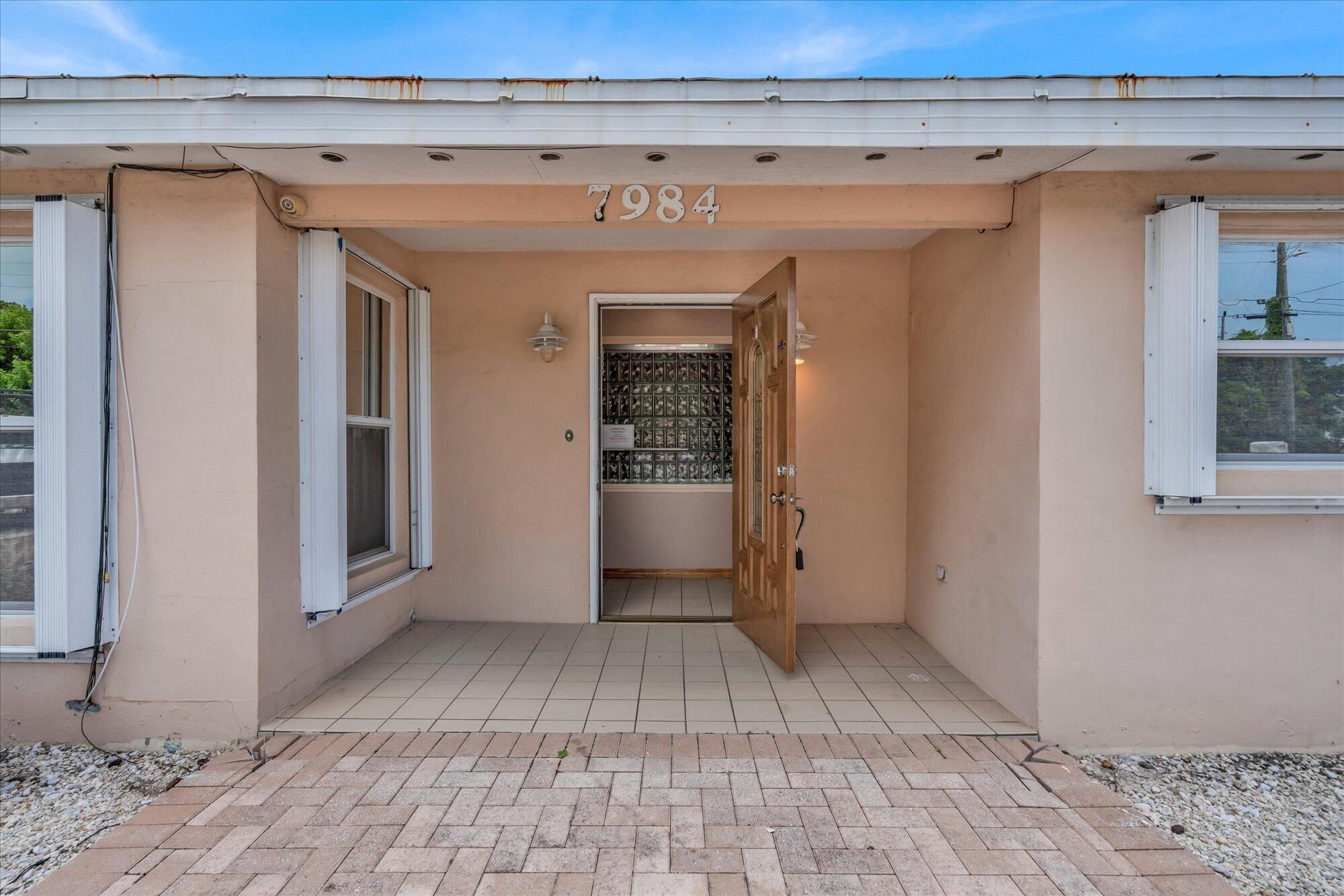 7984 Tuna Drive Marathon, FL 33050 - Photo 7 of 40 a view of a storage & utility room