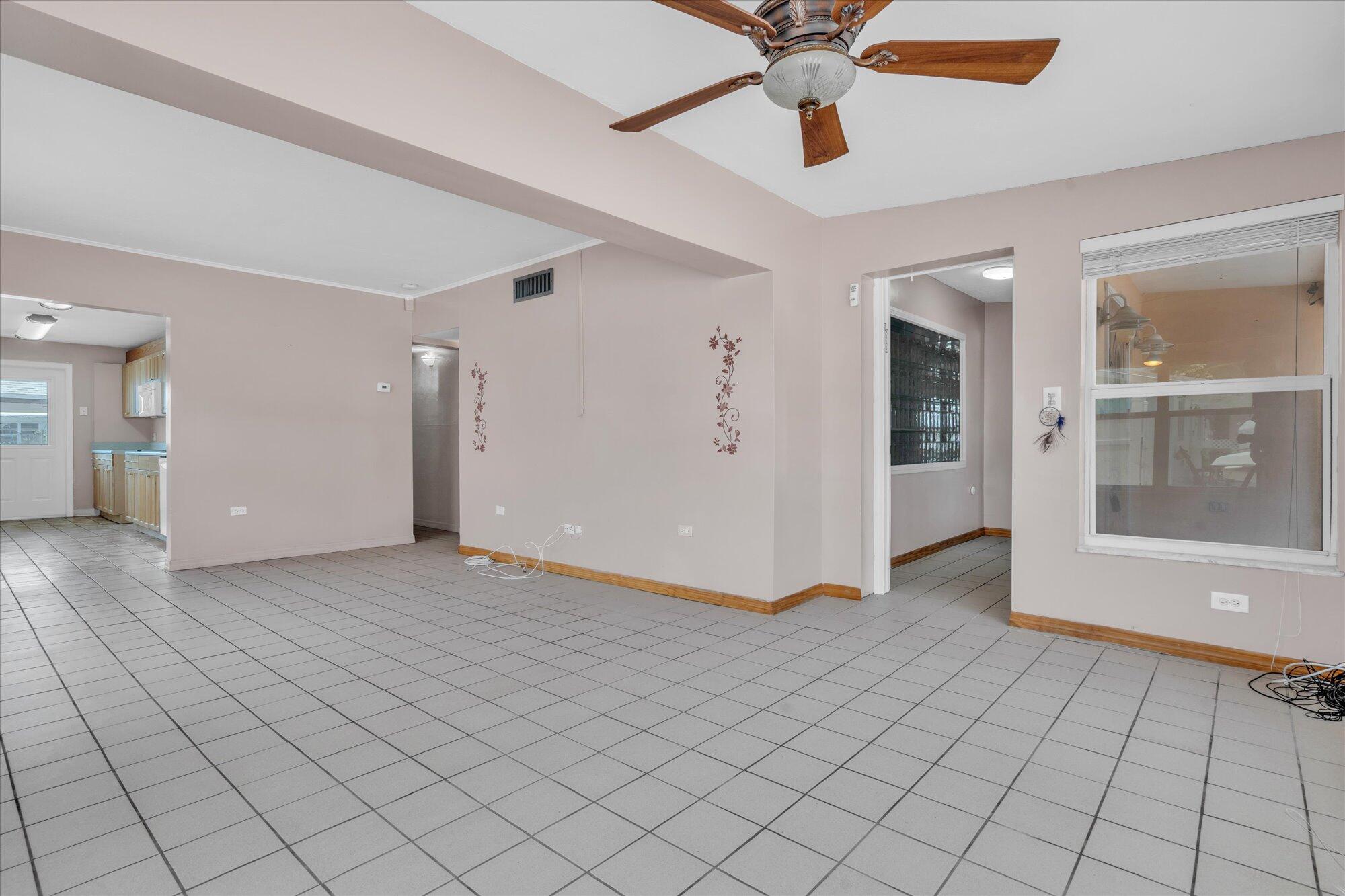 7984 Tuna Drive Marathon, FL 33050 - Photo 10 of 40 a view of an empty room and window