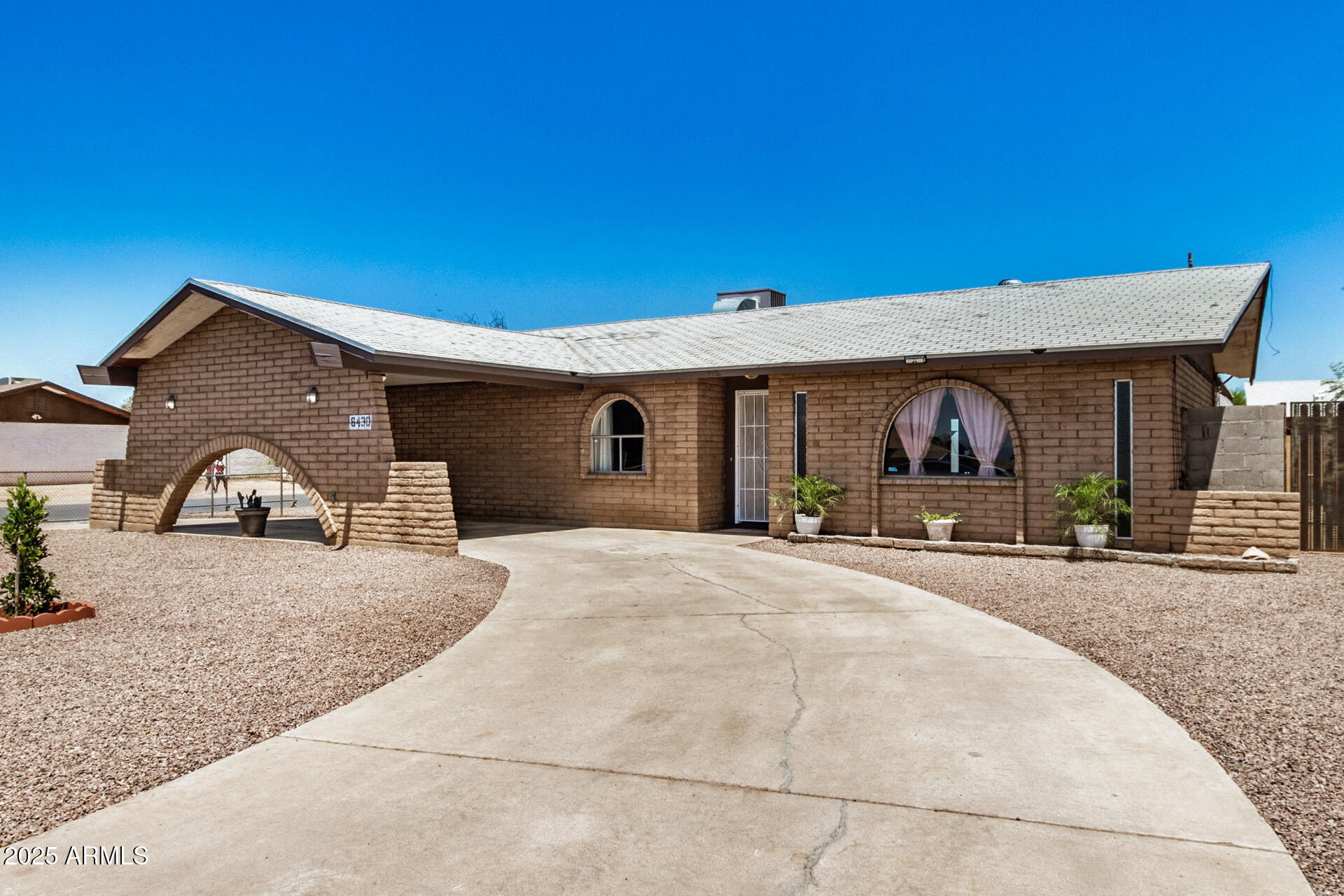 6430 West Thomas Road Phoenix, AZ 85033 - Photo 1 of 27 03 - Thomas