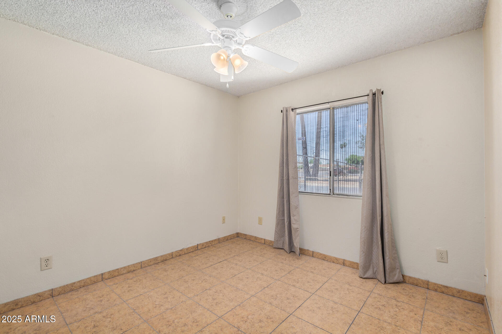 6430 West Thomas Road Phoenix, AZ 85033 - Photo 17 of 27 20 - Thomas