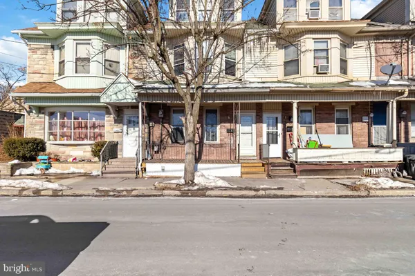 $49,900 | 11 West Commerce Street, Shamokin, PA 17872