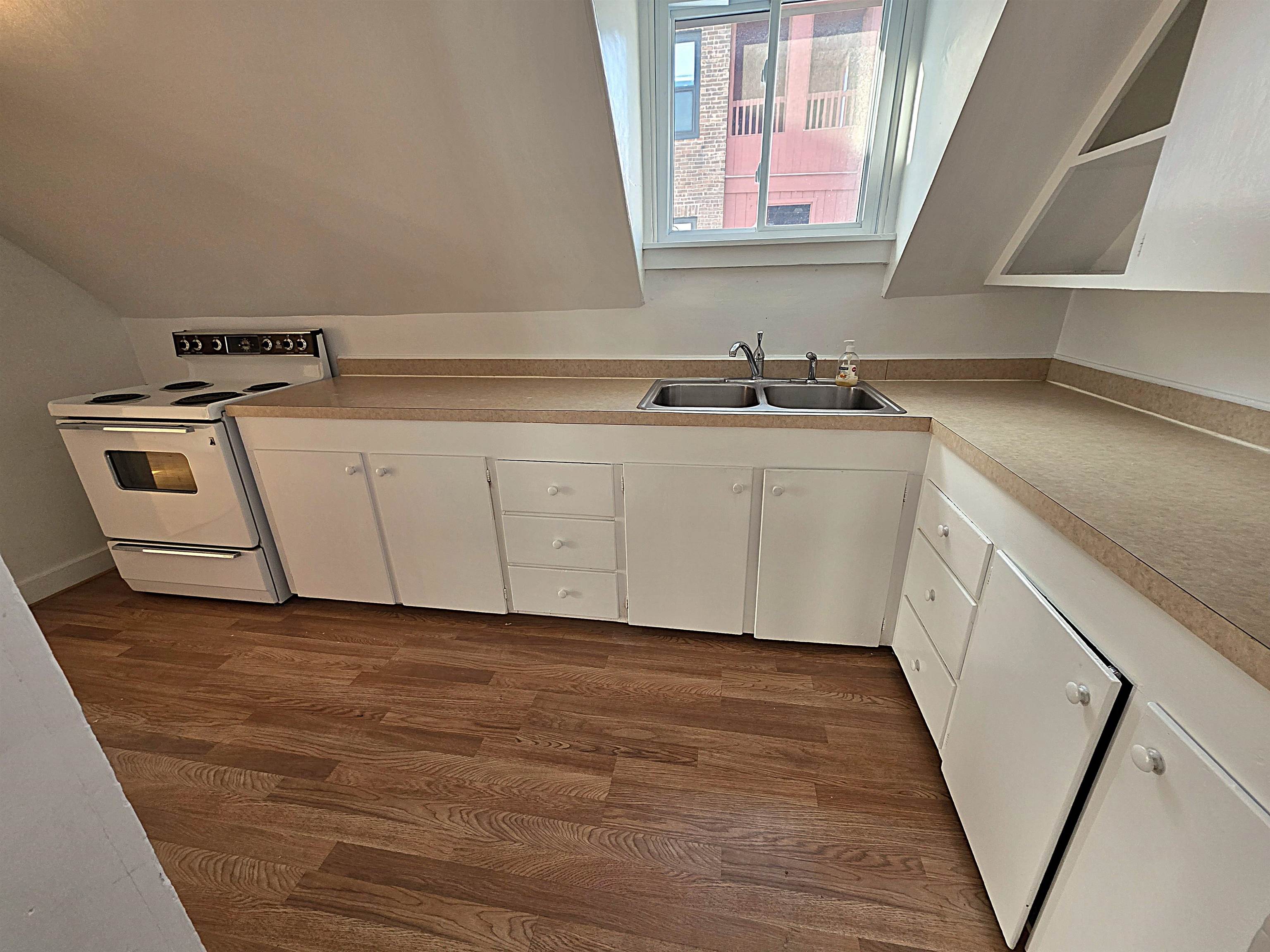 31 Granite Street Barre, VT 05641 - Photo 27 of 49