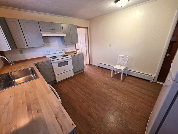 $225,000 | 31 Granite Street, Barre, VT 05641