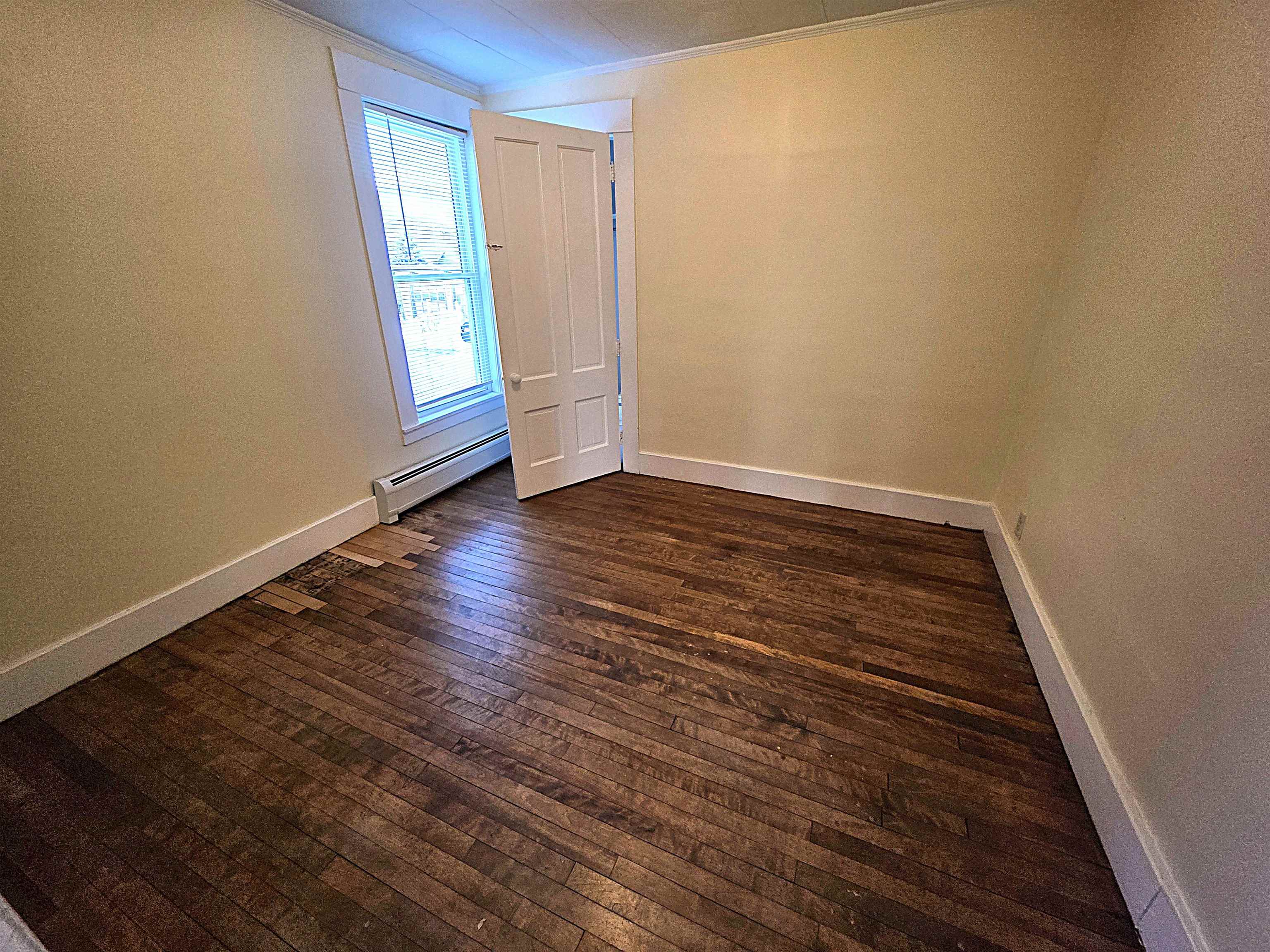 31 Granite Street Barre, VT 05641 - Photo 9 of 49