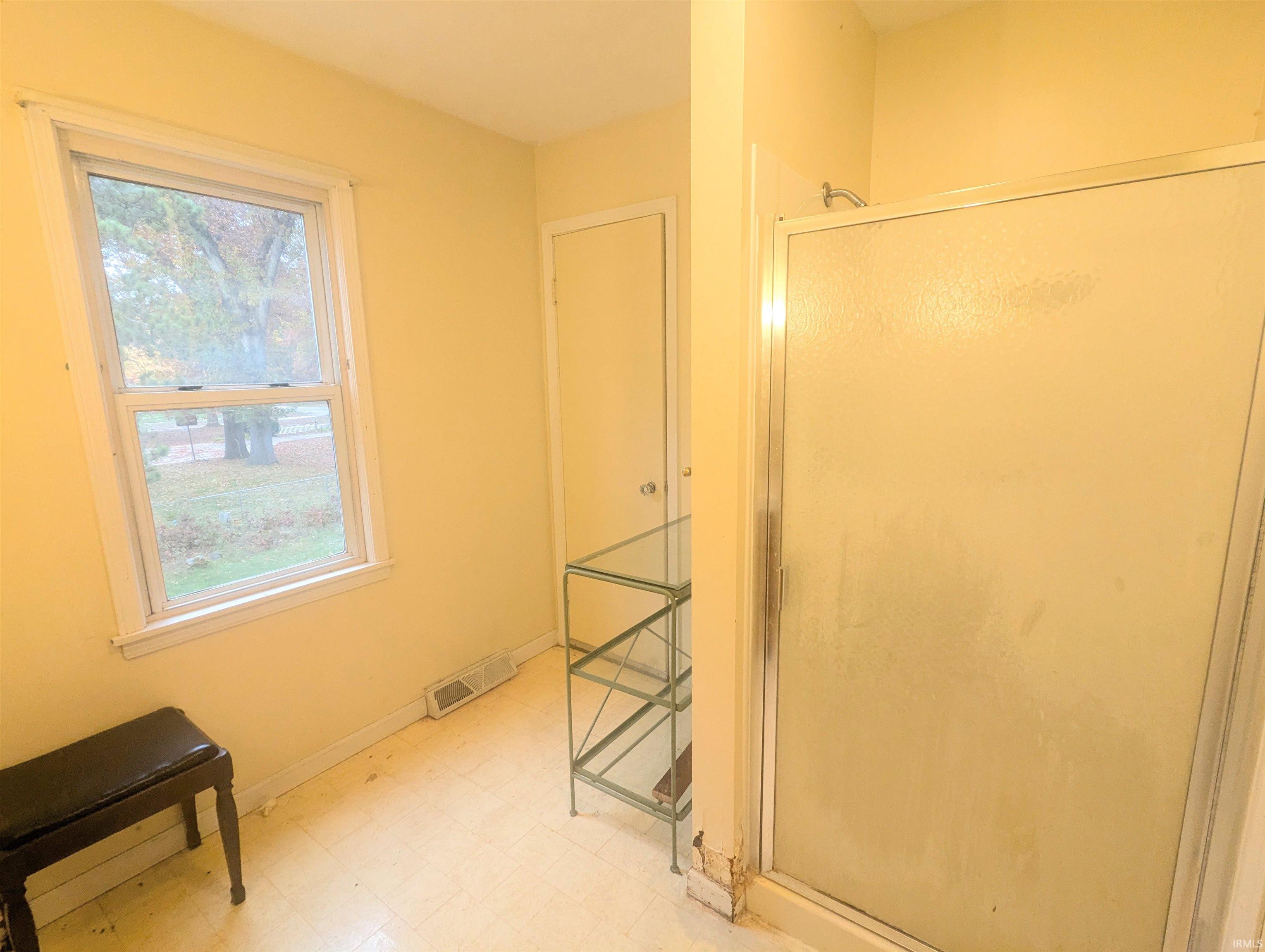 52373 Kenilworth Road South Bend, IN 46637 - Photo 13 of 19 Gallery Image 13
