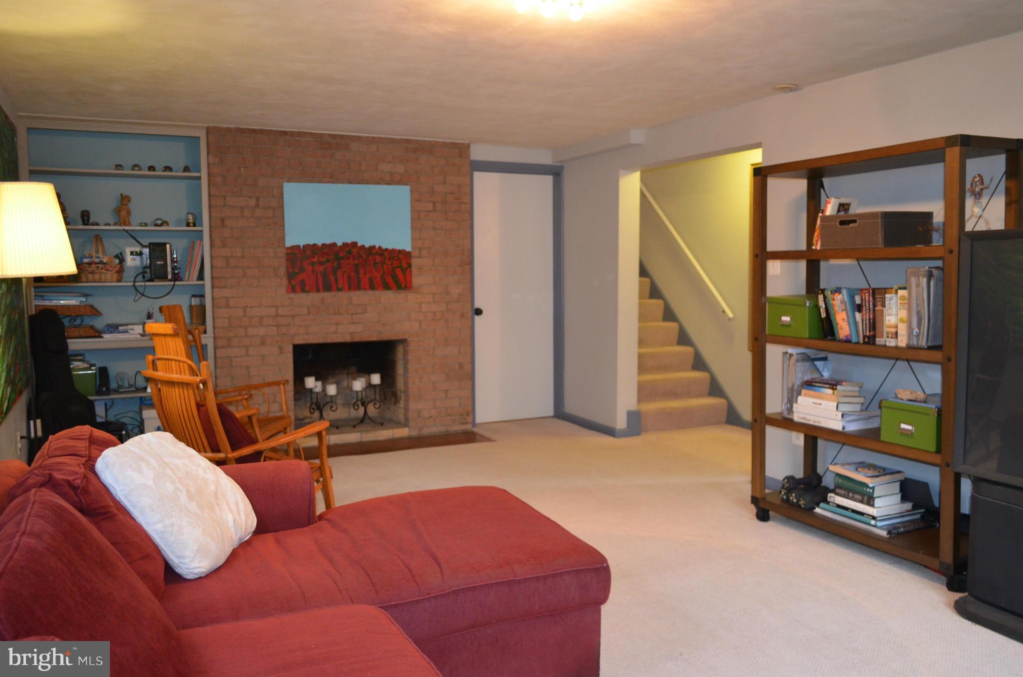 1804 Birch Road McLean, VA 22101 - Photo 19 of 29 Recreation room