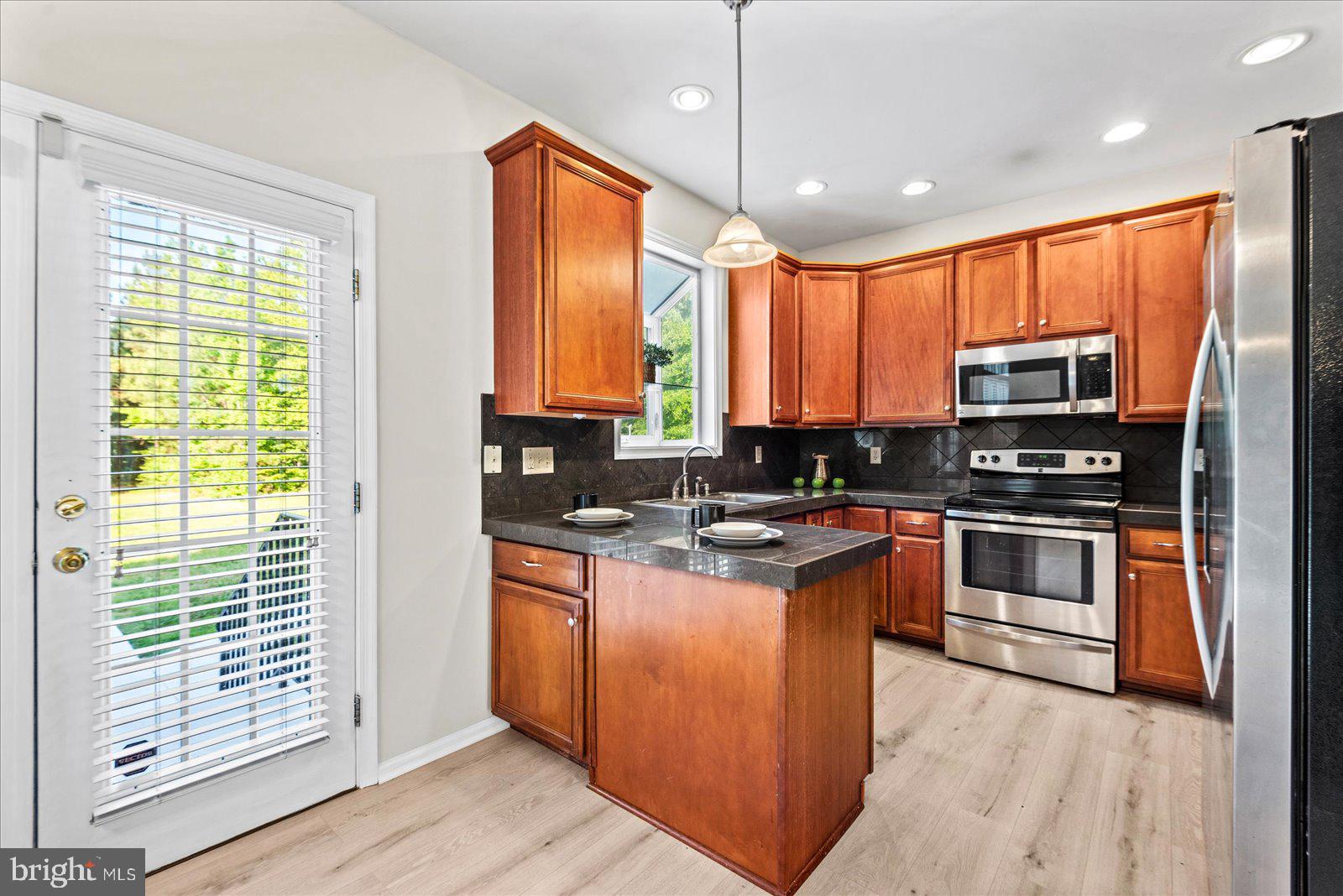 4443 Jericho Road Ruther Glen, VA 22546 - Photo 16 of 68