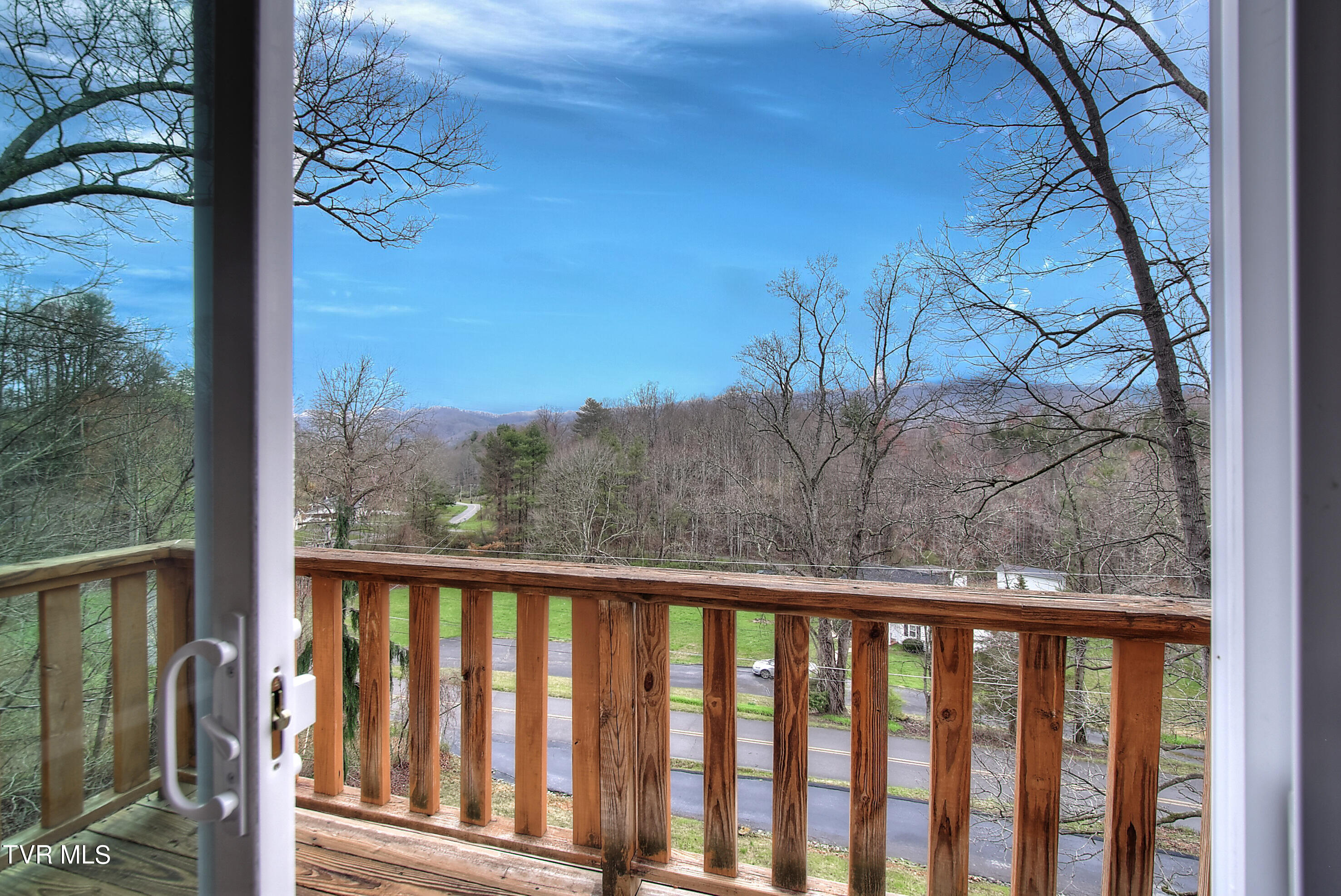 351 Fishery Loop Road Erwin, TN 37650 - Photo 3 of 45 DSC_0457_58_59_60_61_62 (1)