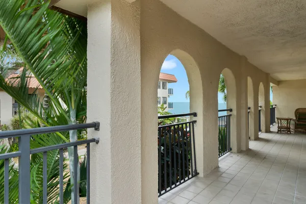 $749,500 | 1001 West Ocean Drive, Unit 2201, Key Colony Beach, FL 33051