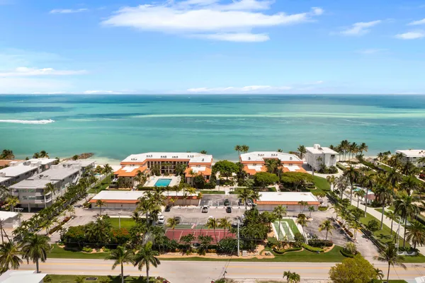 $749,500 | 1001 West Ocean Drive, Unit 2201, Key Colony Beach, FL 33051