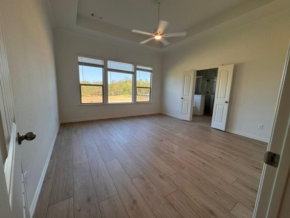 193 Oak Grv Way Springtown, TX 76082 - Photo 16 of 24 Gallery Image 16