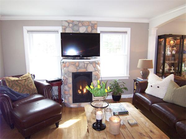 35 Kimball Road Amesbury, MA 01913 - Photo 4 of 24 Gallery Image 4