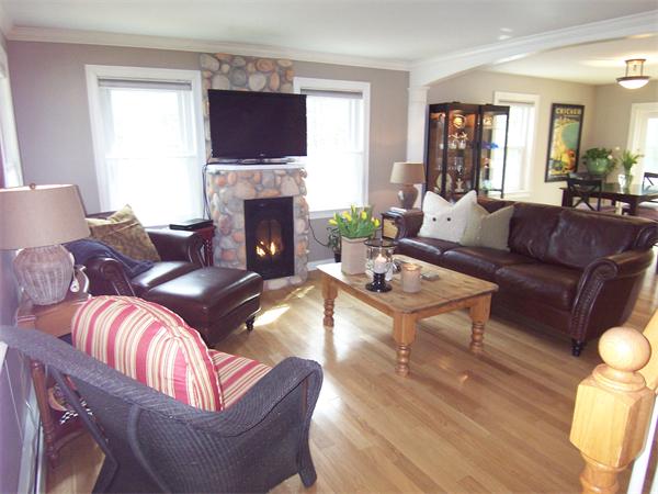 35 Kimball Road Amesbury, MA 01913 - Photo 5 of 24 Gallery Image 5
