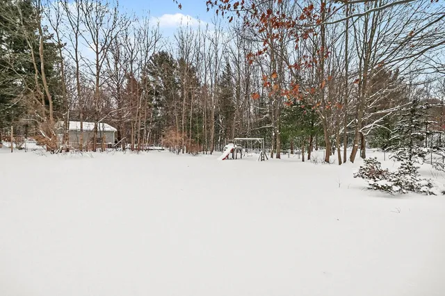 $399,000 | 7131 West No Name Road, Ludington, MI 49431