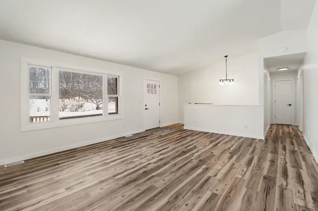 $399,000 | 7131 West No Name Road, Ludington, MI 49431