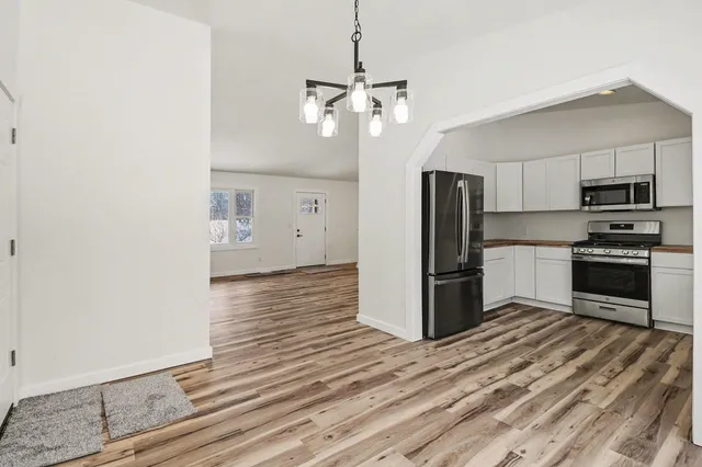 $399,000 | 7131 West No Name Road, Ludington, MI 49431