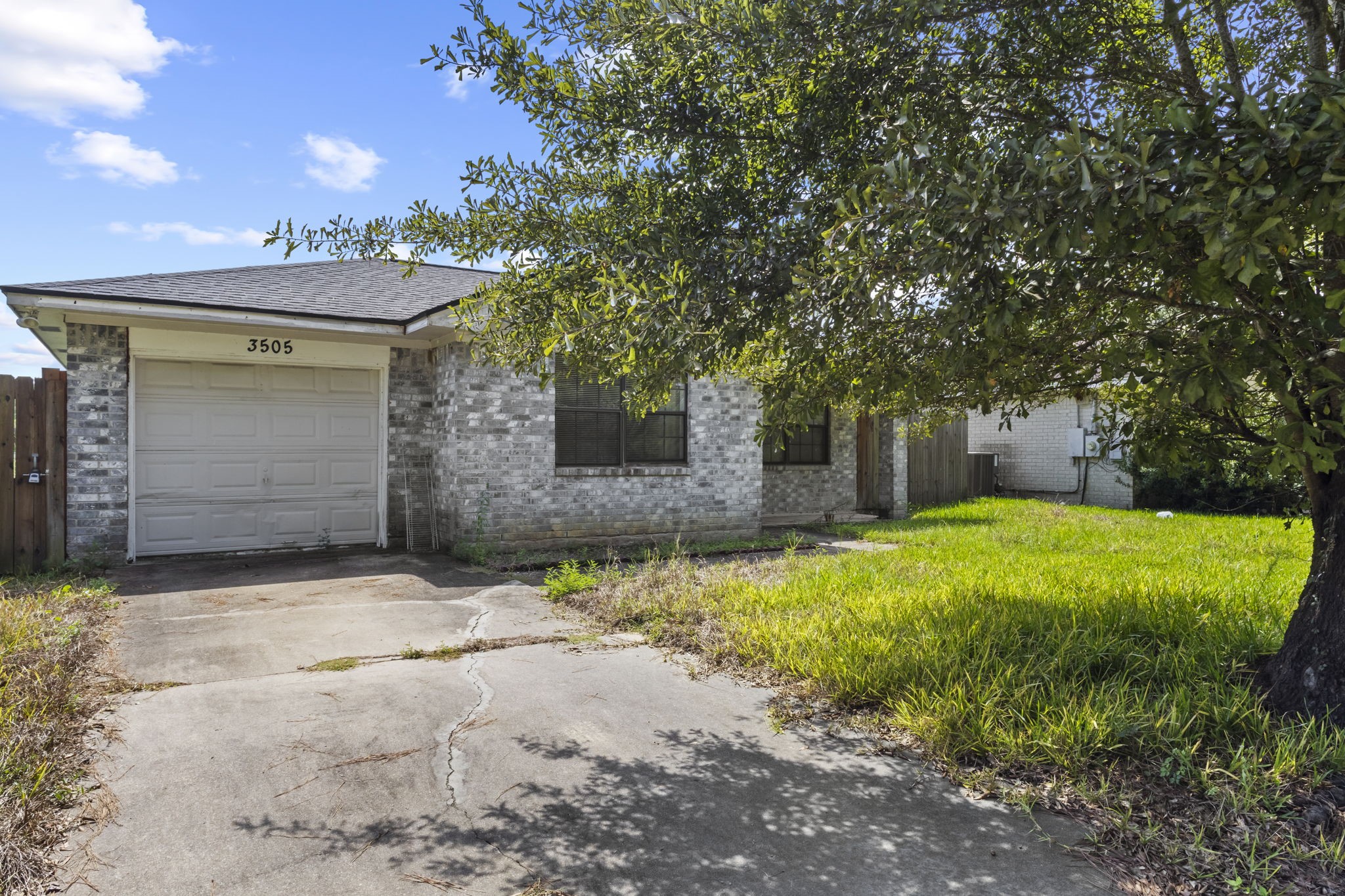 3505 Bennett Road Beaumont, TX 77708 - Photo 3 of 10 Gallery Image 3