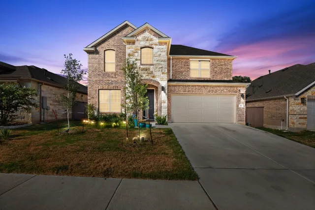 $2,700 | 321 Jefferson Drive, Kyle, TX 78640