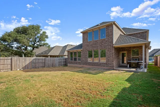 $2,700 | 321 Jefferson Drive, Kyle, TX 78640