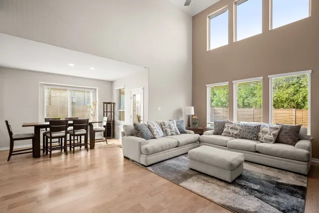 $2,700 | 321 Jefferson Drive, Kyle, TX 78640