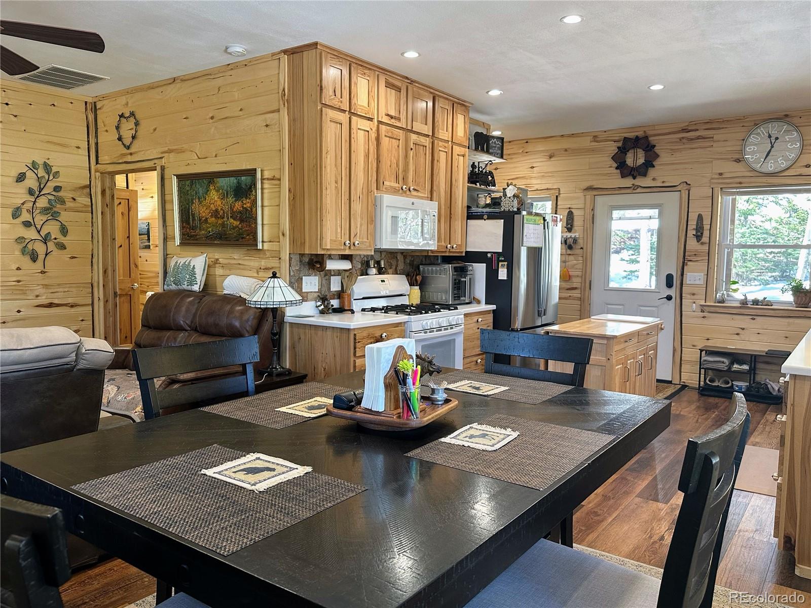 2945 Forbes Park Road Fort Garland, CO 81133 - Photo 9 of 36