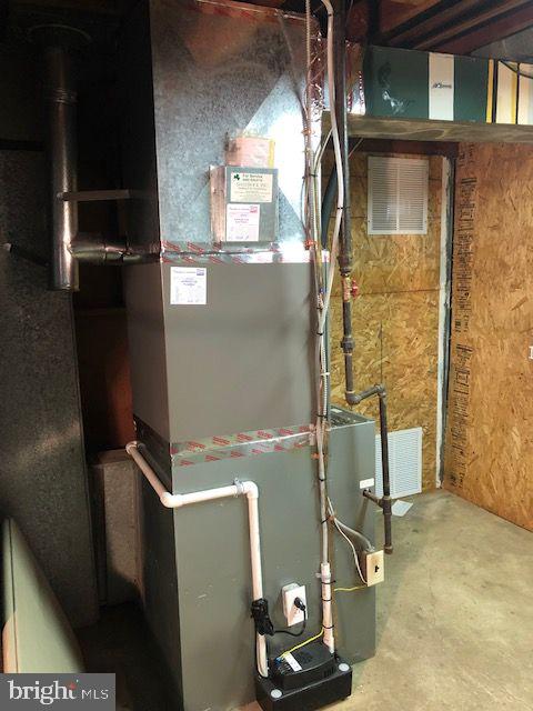 10 Estate Road Lumberton, NJ 08048 - Photo 23 of 29 Basement Heating System