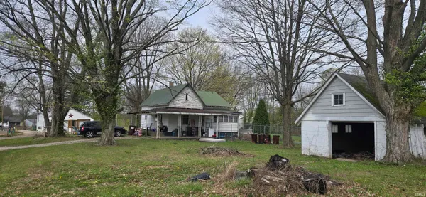 $65,000 | 1821 1st Avenue, Loogootee, IN 47553