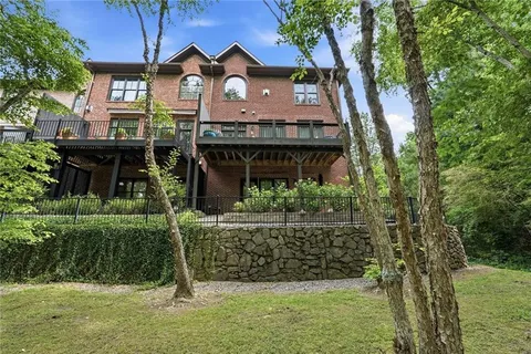 $825,000 | 4222 Rickenbacker Way Northeast, Unit 15, Atlanta, GA 30342