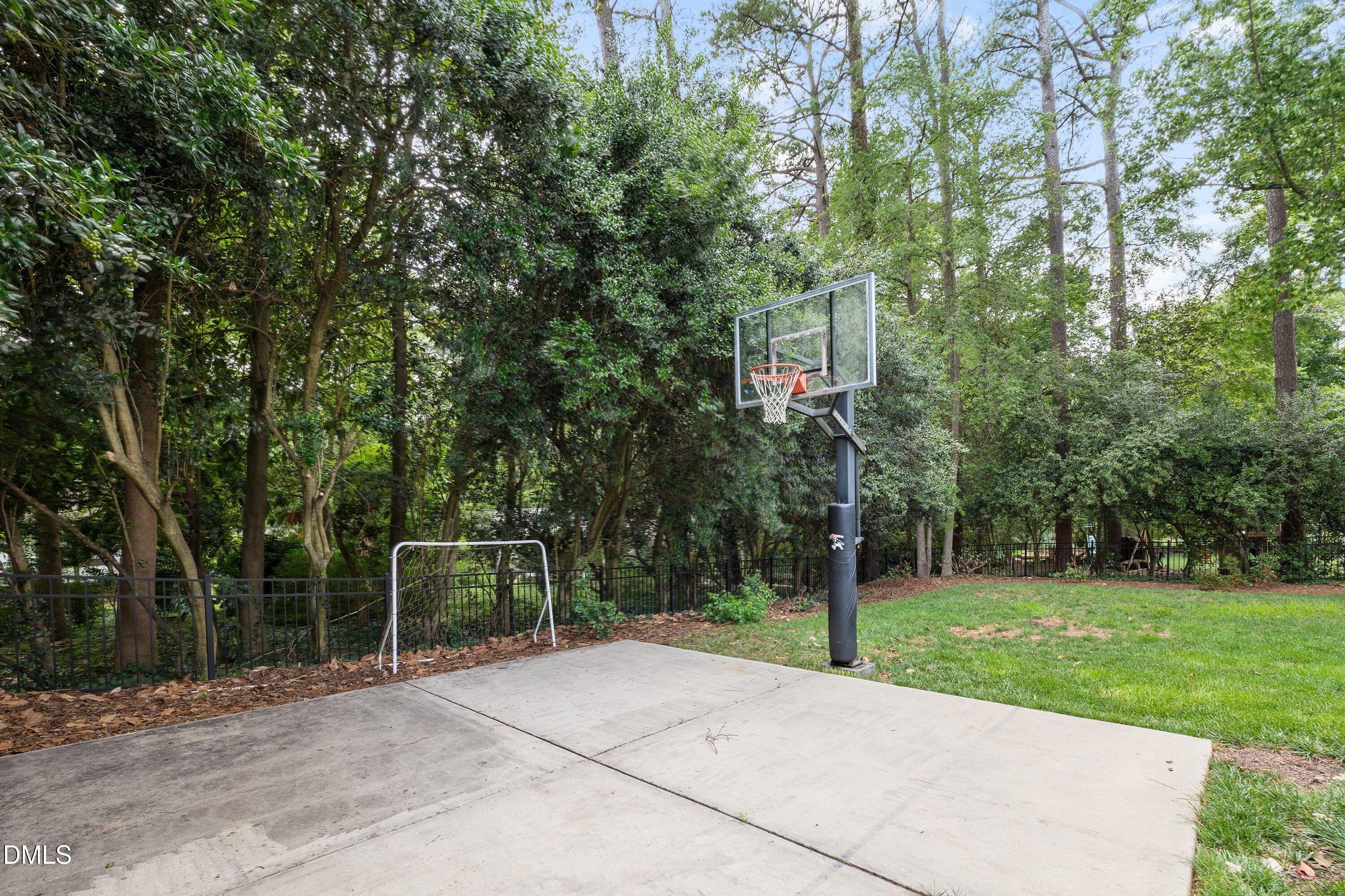 3113 Braddock Drive Raleigh, NC 27612 - Photo 49 of 55 62-pool Court