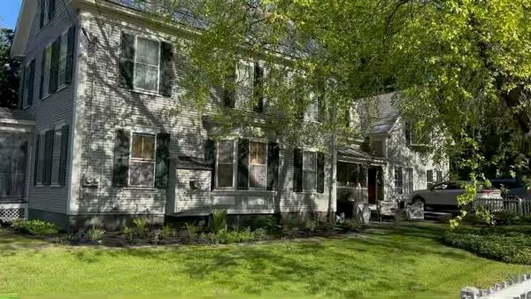 $2,000 | 43 Pleasant Street, Woodstock, VT 05091