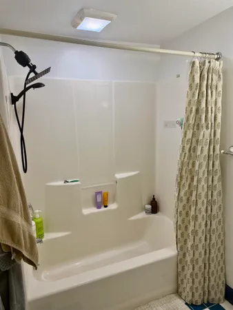 $2,000 | 43 Pleasant Street, Woodstock, VT 05091