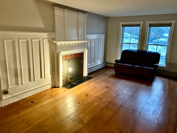 $2,000 | 43 Pleasant Street, Woodstock, VT 05091