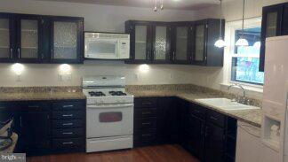 890 Keyes Gap Road Harpers Ferry, WV 25425 - Photo 7 of 21 Kitchen