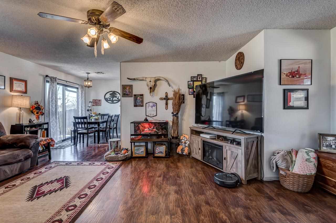 209 East Maple Avenue Perry, OK 73077 - Photo 8 of 22 Gallery Image 8