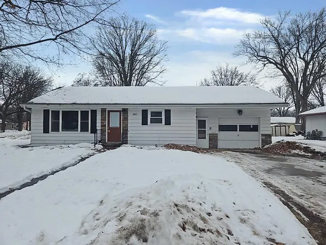 $134,900 | 260 7th Street Northwest, Milaca, MN 56353