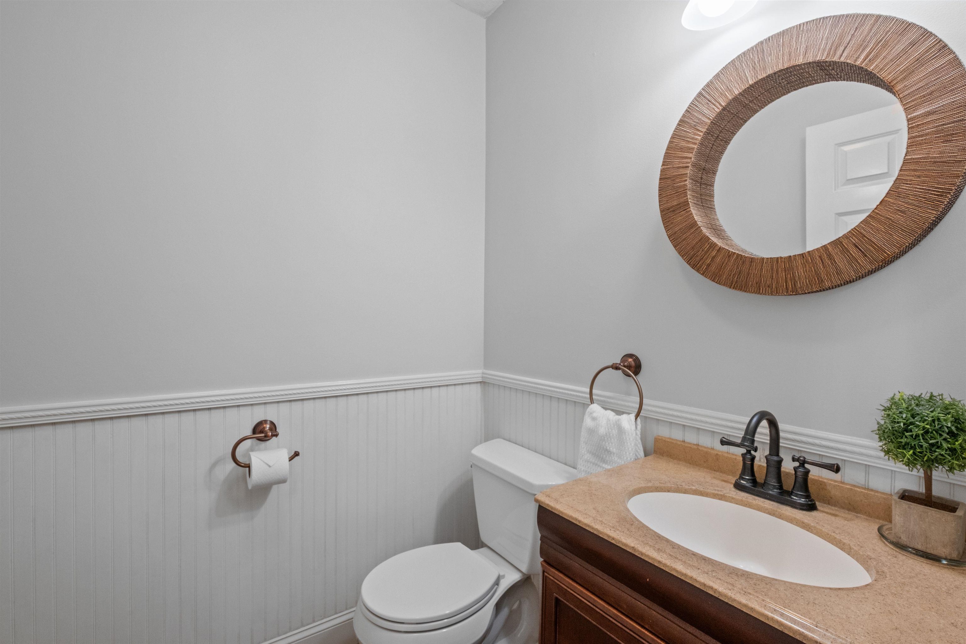 17 Woodhill Hooksett Road Bow, NH 03304 - Photo 11 of 38