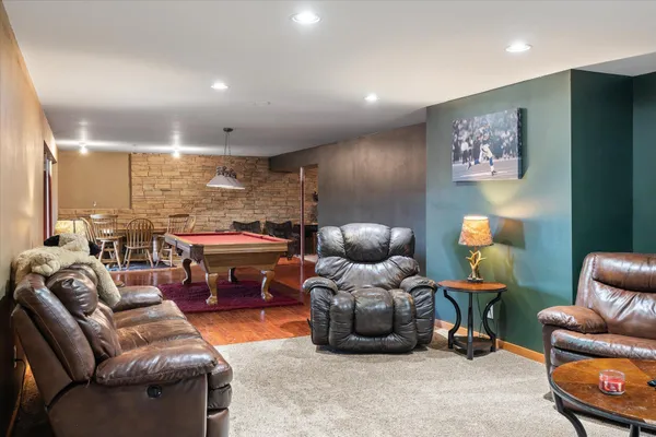$539,900 | 726 North 4th Street, La Crescent, MN 55947