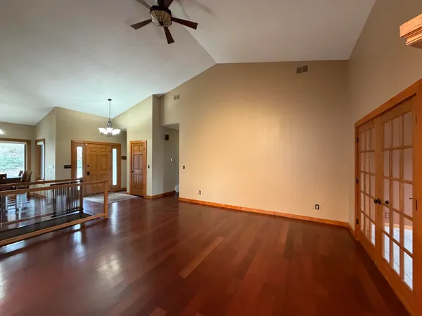 $539,900 | 726 North 4th Street, La Crescent, MN 55947