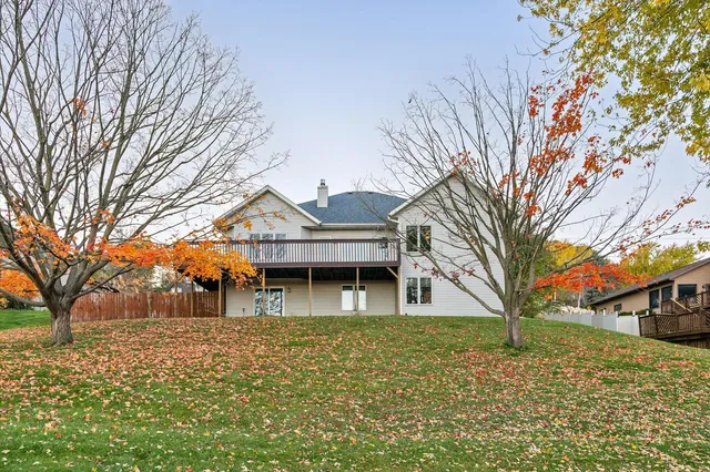 $549,900 | 726 North 4th Street, La Crescent, MN 55947