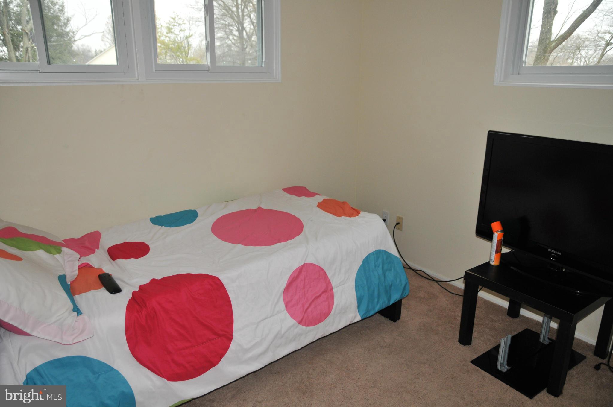 605 Kerwin Road Silver Spring, MD 20901 - Photo 20 of 27 Bedroom