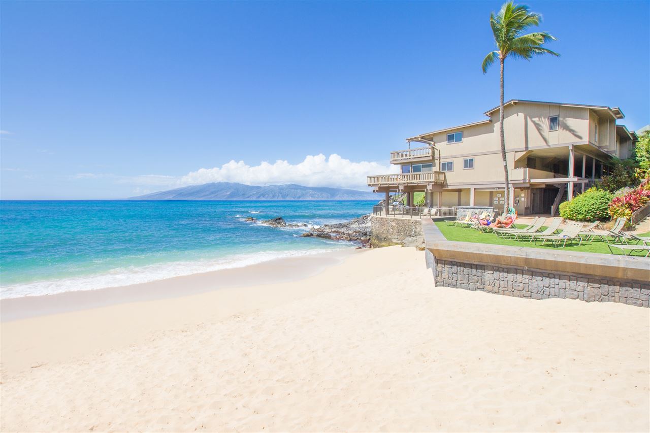 4909 Lower Honoapiilani Road, Unit B3B Lahaina, HI 96761 - Photo 5 of 29 Gallery Image 5