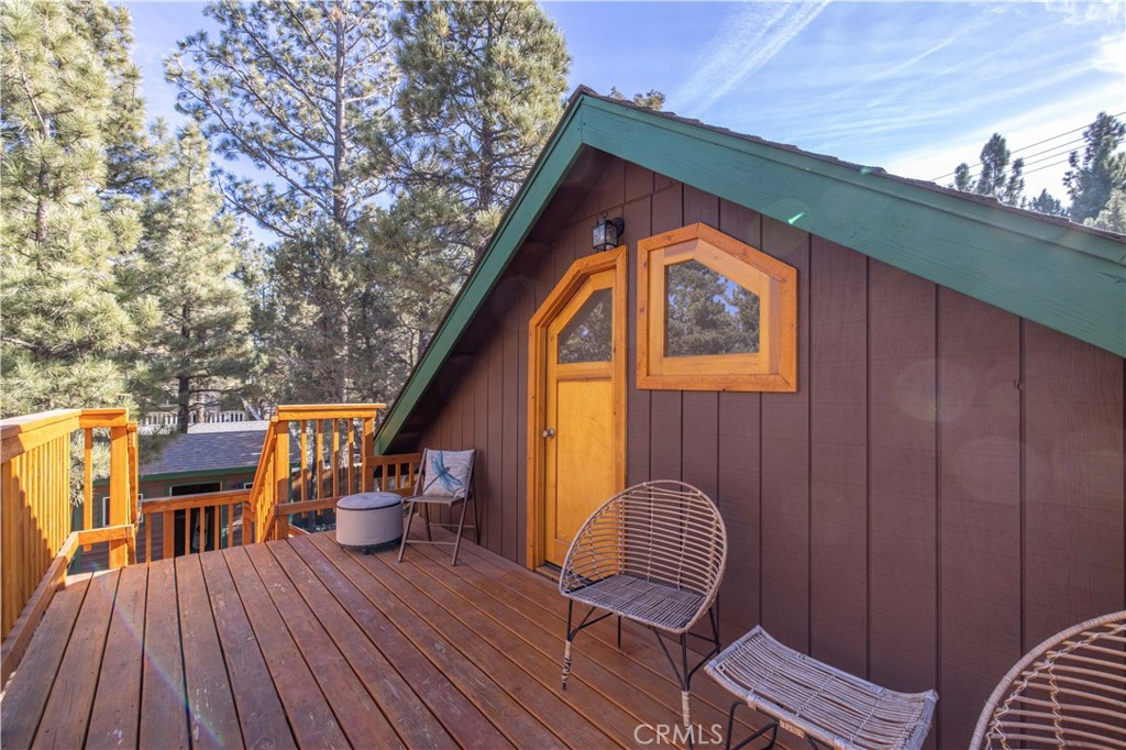 898 B Lane Big Bear City, CA 92314 - Photo 4 of 38