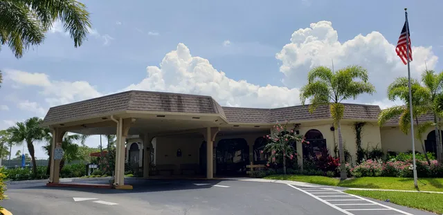 $2,200 | 3755 Via Poinciana, Unit 304, Lake Worth, FL 33467