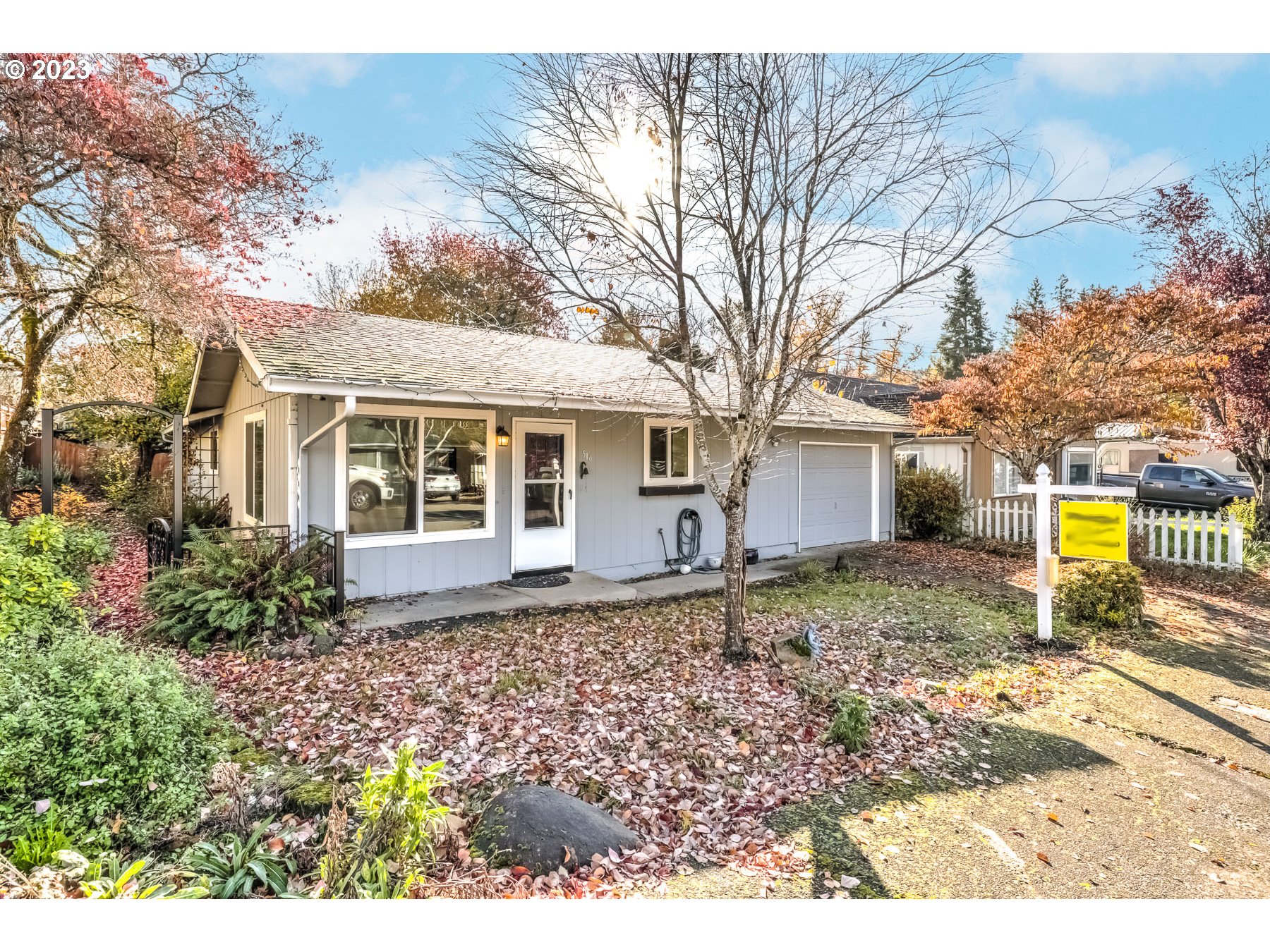 516 Southwest Dogwood Road Estacada, OR 97023 - Photo 1 of 21 Gallery Image 1