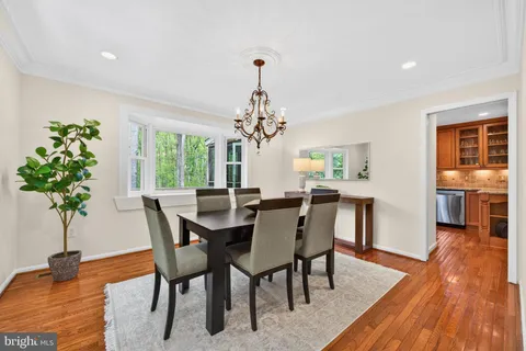 $1,329,000 | 1626 Montmorency Drive, Vienna, VA 22182
