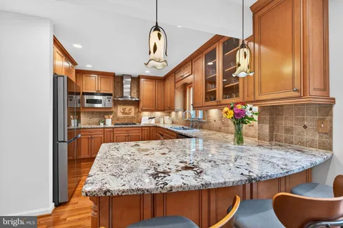 $1,329,000 | 1626 Montmorency Drive, Vienna, VA 22182