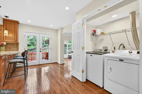 $1,329,000 | 1626 Montmorency Drive, Vienna, VA 22182