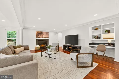 $1,329,000 | 1626 Montmorency Drive, Vienna, VA 22182